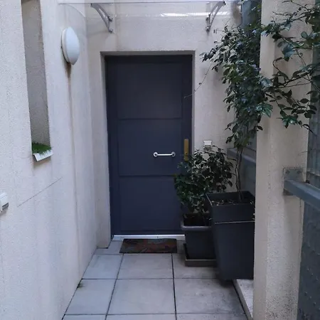 Modern For 4 People With Terrace